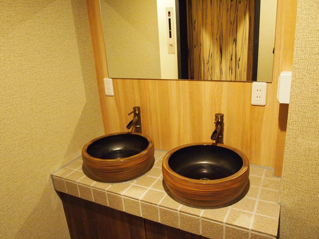 Samurais Hostel Ikebukuro Tokyo Ngoại thất bức ảnh