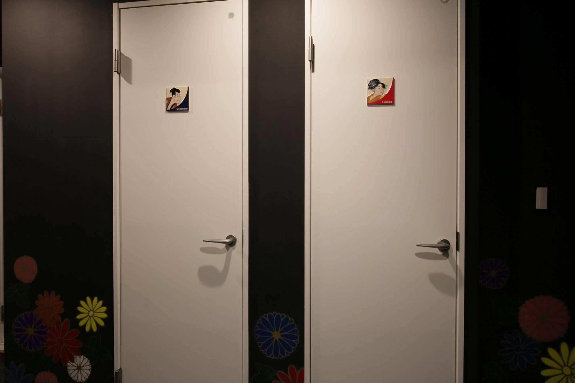 Samurais Hostel Ikebukuro Tokyo Ngoại thất bức ảnh